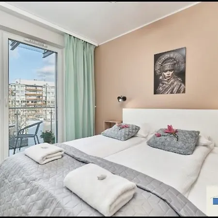 Ferienwohnung Szoste Pietro Breslau Exterior foto